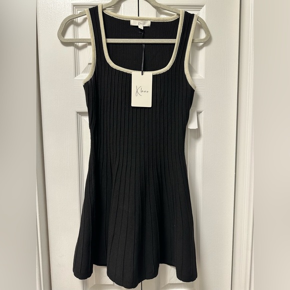 Black Ribbed Sleeveless Dress - Picture 1 of 2